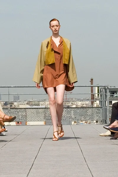 Look 28